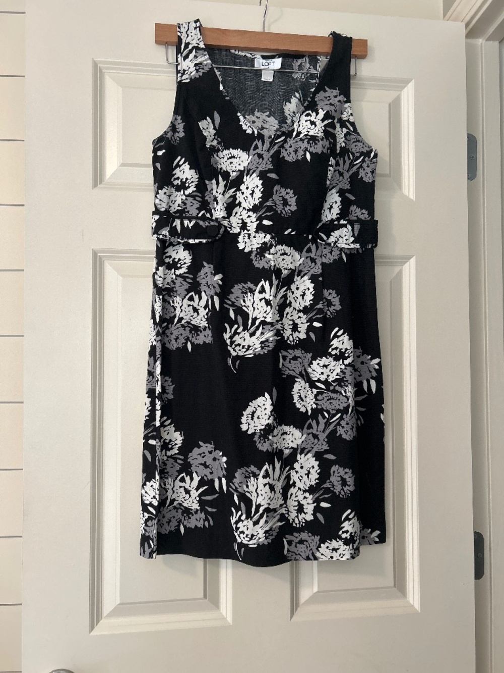 Women’s Loft dress